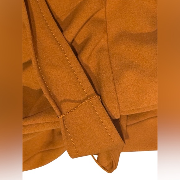 Calvin Klein Wide Crop Leg Jumpsuit V Neck Tie Belt SZ 12 Burnt Orange - Picture 8 of 10